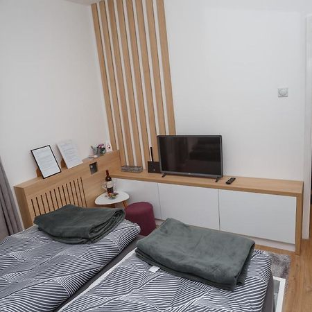 Nacional 1 Apartment Studio سوبوتيتْسا المظهر الخارجي الصورة