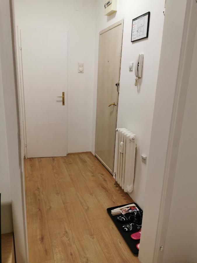 Nacional 1 Apartment Studio سوبوتيتْسا المظهر الخارجي الصورة